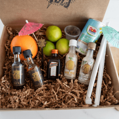 Summer Mixology: Tropical Tiki Drinks Featured Image